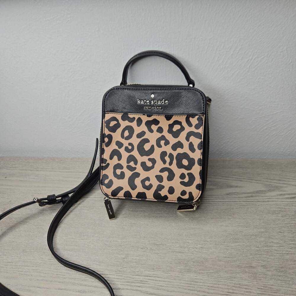Kate Spade Daisy Graphic Leopard Vanity Crossbody Bag - Picture 2 of 5